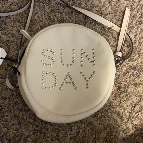 Purse - Picture 1 of 5